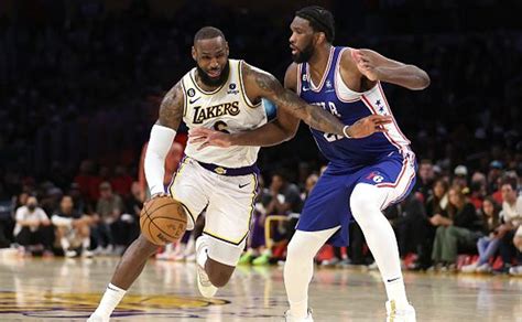 NBA: Los Angeles Lakers x Philadelphia 76ers .